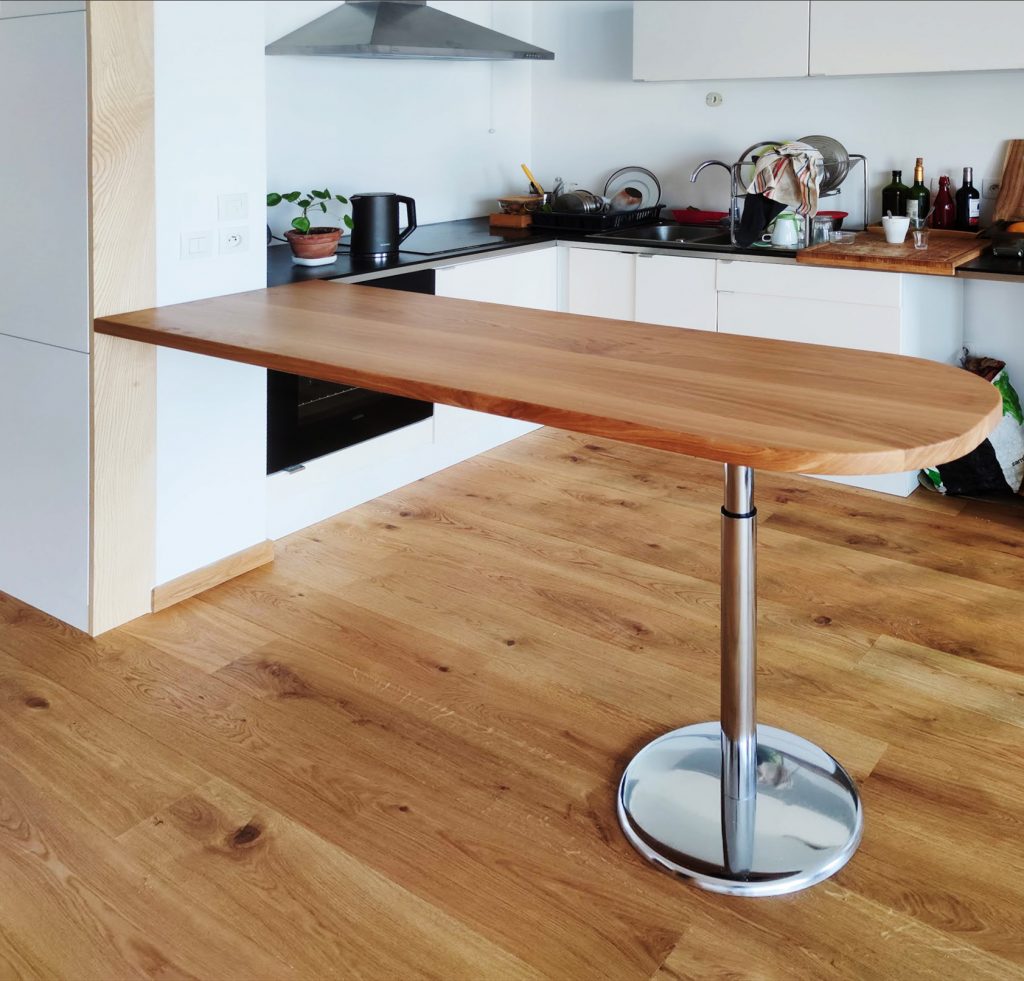 bar_chêne massif_pied métallique